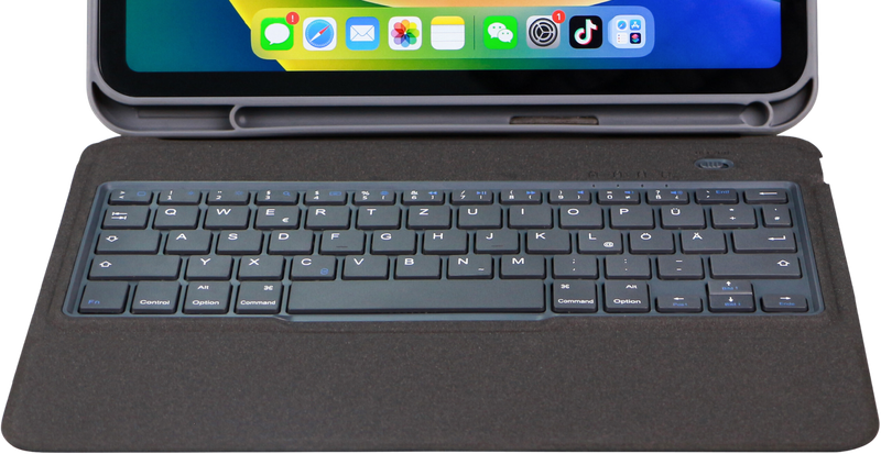 DEQSTER Slim Keyboard 2 for iPad (10th gen.) and iPad (A16) – Slim. Stable. Stylus on board.